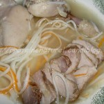 Bouillon de poulet aux nouilles