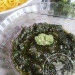 Pesto de coriandre séchée aux noisettes – spaghetti, tomates et pesto {sans gluten / végan}